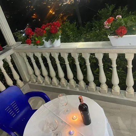 Sinani * Σαράντα