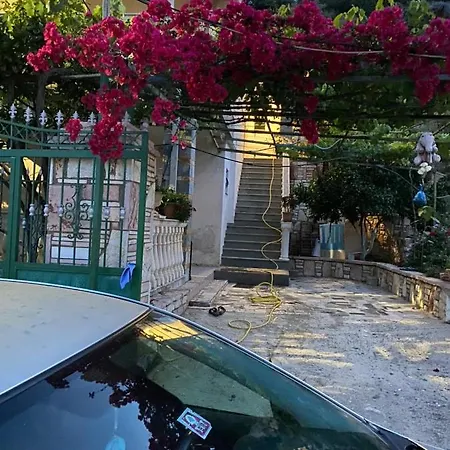 Sinani Apartment