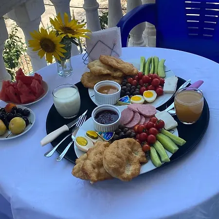 Sinani * Sarande